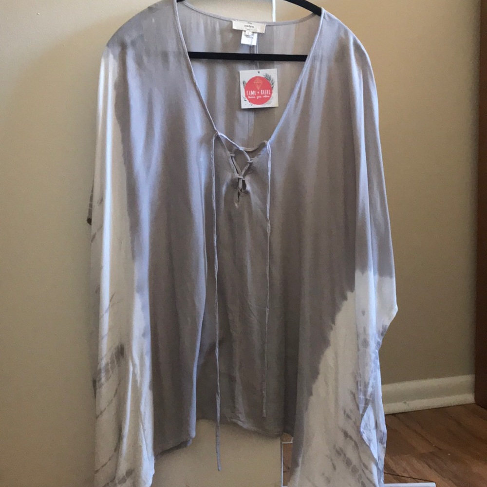 NWT Grey tie up blouse with tie die detail